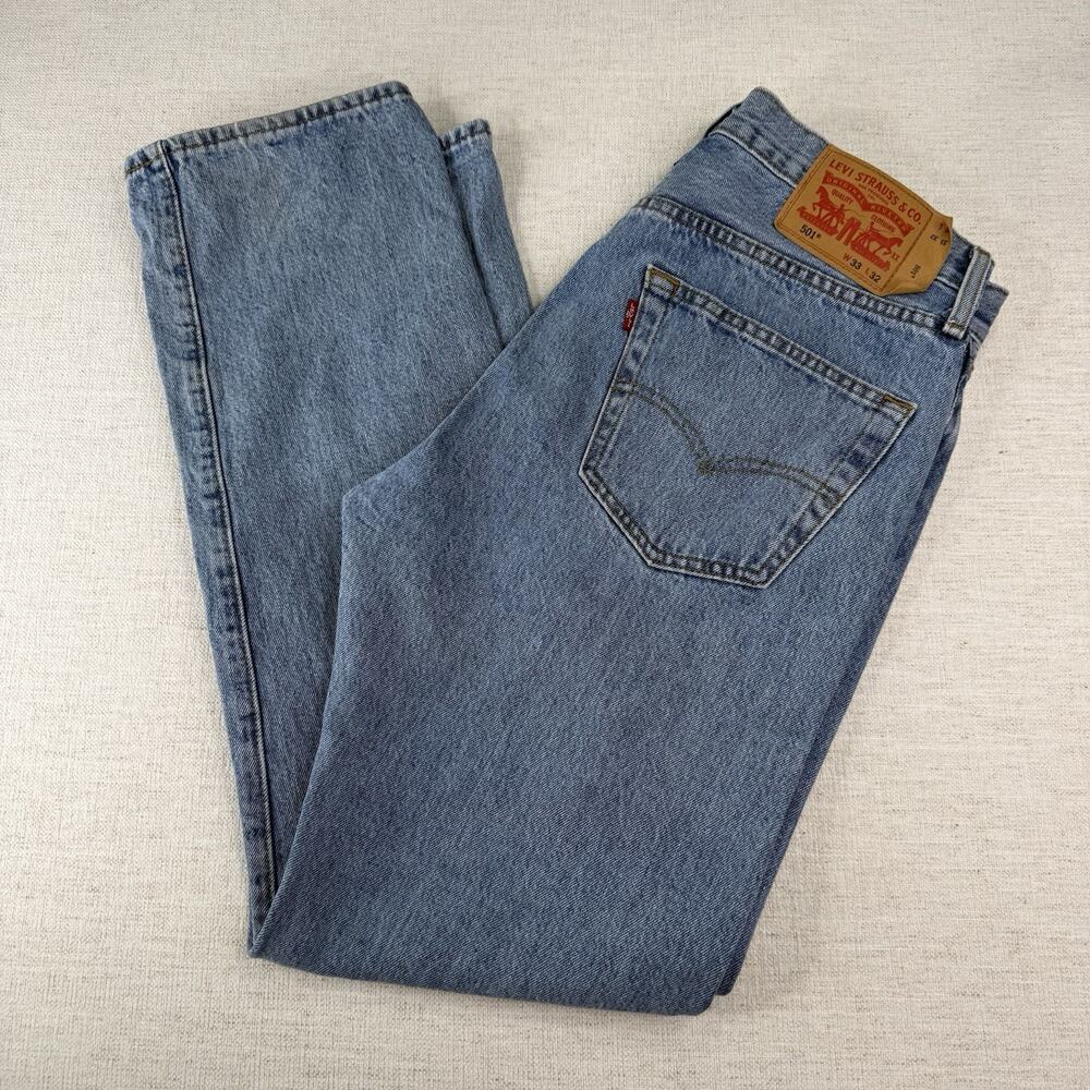 Levi’s 501 33x32 Button Fly Denim Jeans Classic Medium Wash